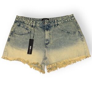 Fashion Nova Keep It Coming Tinted Denim Shorts - Vintage Wash Sz 15 - NWT